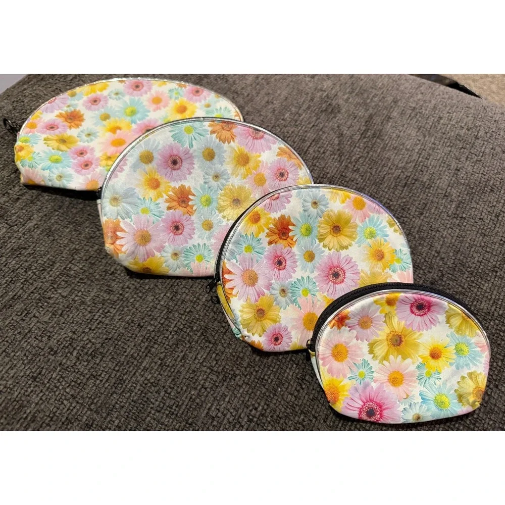 Nesting Cosmetic Bags Floral Daisy Pattern Set of 4 Pink Yellow Blue